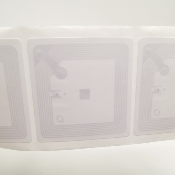 Etiquetas HF para biblioteca